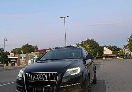 Audi Q7 3.0 TDI 150 kW quattro tiptronic -