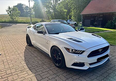 Ford Mustang 5.0 Ti-VCT V8 GT