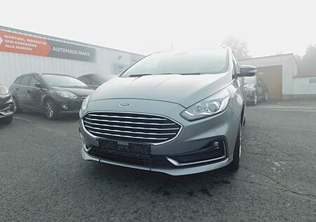 Ford S-Max Titanium