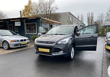 Ford Kuga 2.0 4X4 NAVI Leder Zahnriemen Euro6 AHK