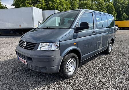 VW T5 Transporter Volkswagen T5 2.5 TDI Caravelle Deutsch 7S. AHK Rollos TEMP