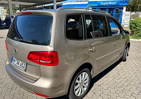 VW Touran Volkswagen 2.0 TDI 103kW -