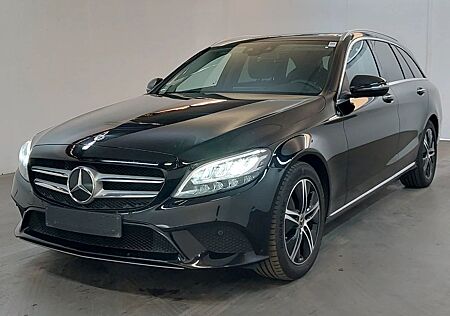 Mercedes-Benz C 200 T d 9G-TRONIC*Pano*LED*Kamera