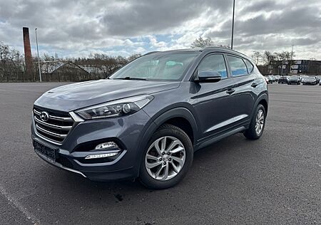 Hyundai Tucson blue Classic 2WD | 116 PS | 90430