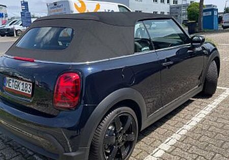 Mini Cooper Cabrio Classic Trim Steptronic Classi...