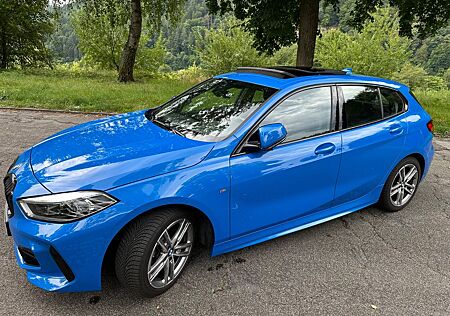 BMW 118i M Sport/Hed-up-Disply/Schibedach/Alarmanlag