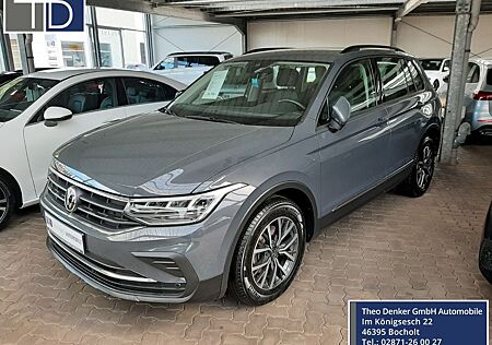 VW Tiguan Volkswagen Life 1.5 TSI ACC Nav