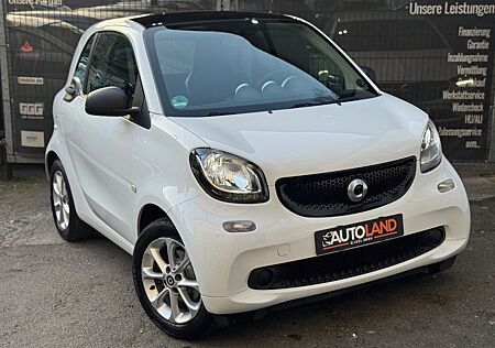 Smart ForTwo Coupe AUTOM*NAVI*PANO*LED*SZH*LEDER*TEMPO