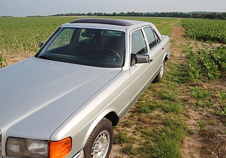 Mercedes-Benz 280 SE Oldtimer, sehr schön, TÜV neu