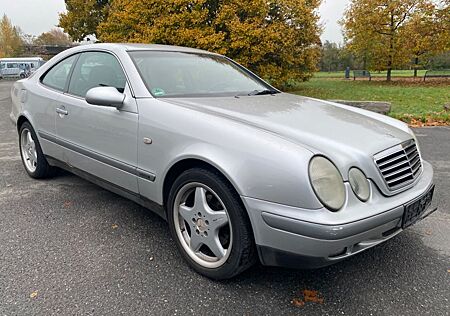 Mercedes-Benz CLK 320 ELEGANCE