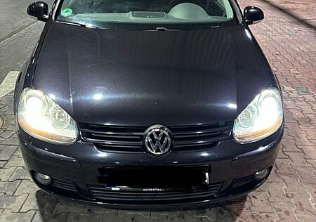 VW Golf Volkswagen 1.4 TSI 90 kW Trendline ( 5)