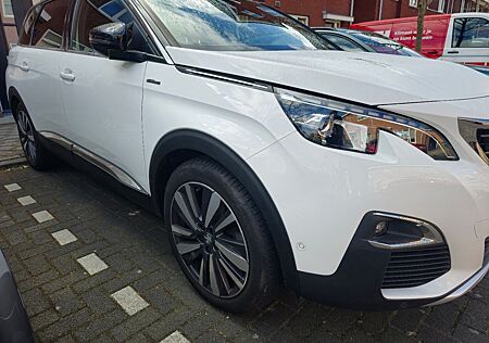 Peugeot 5008 PureTech 130 EAT8 GT Line