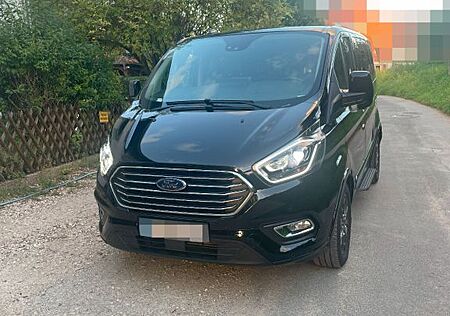 Ford Tourneo Custom 125kW L1 Titanium mit Garantie