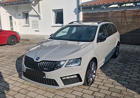Skoda Octavia 2.0 TSI DSG RS Combi
