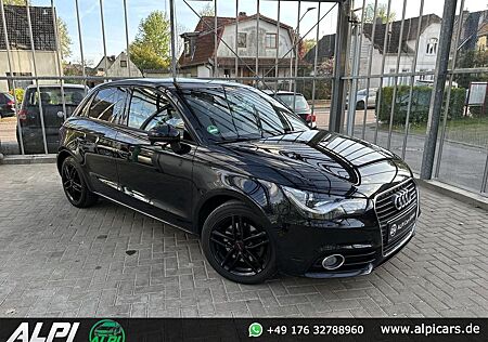 Audi A1 Sportback *4-TÜRER/NAVI/XENON*