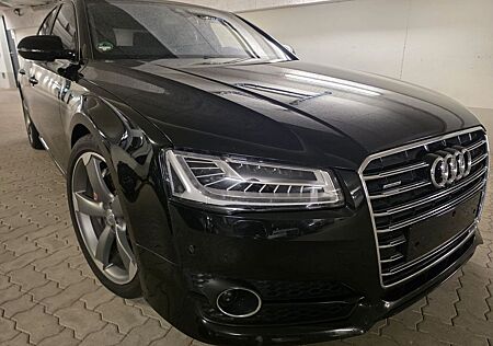 Audi A8 4.0 TFSI QUATTRO EXCLUSIVE
