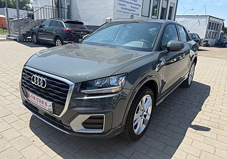 Audi Q2 quattro design/Navi/T.Leder/PDC/SHZ/TOP