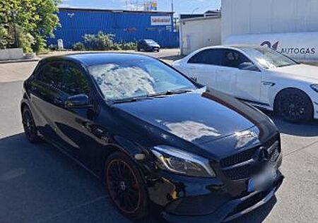 Mercedes-Benz A 180 PEAK Edition *AMG Line*