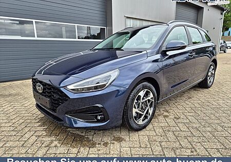 Hyundai i30 Kombi 1.0 T-GDI 100PS Automatik Abstands...