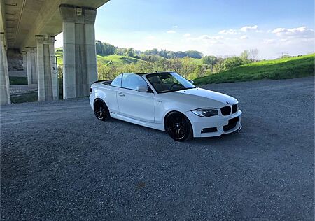 BMW 123d Cabrio -