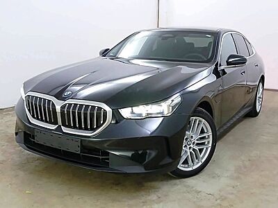 BMW 530e Pano HeadUp HarmanKardon 360°Kam ACC