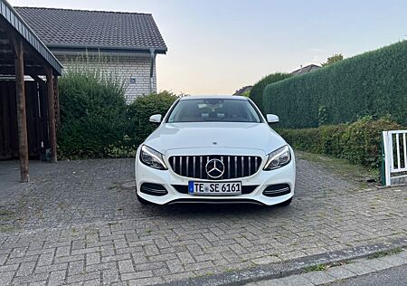 Mercedes-Benz C 220 C 220d AMG Voll Designo HUD Burmester Akustik