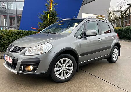 Suzuki SX4 Style*29Tkm*AUTOMATIK*NAVI*SHZ*SD*TOP