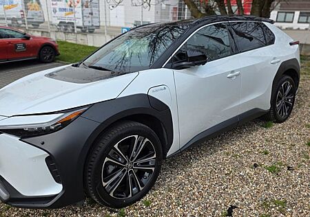 Toyota bZ4X 71,4 kWh 150kW