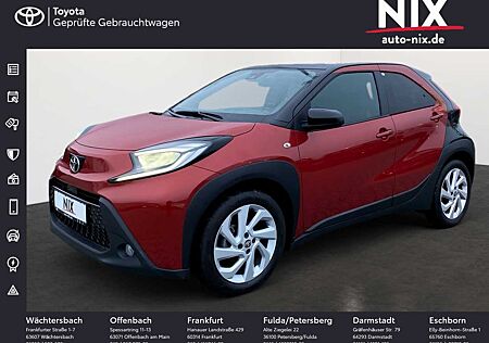 Toyota Aygo (X) KAMERA SHZ LED