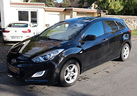 Hyundai i30 cw Classic (HU & Service neu - Klima - Alu)