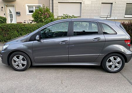 Mercedes-Benz B 200 Turbo -