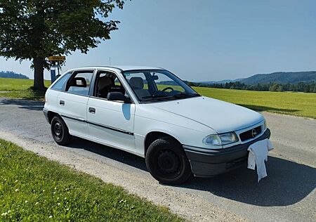 Opel Astra F CC 1,6 TÜV Neu, wenig km