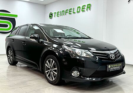 Toyota Avensis Combi 1,8l / XENON / LEDER /SHZ / R-CAM