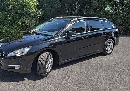 Peugeot 508 SW Active HDi FAP 140 Active - Viele Neuteil