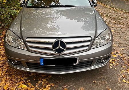 Mercedes-Benz C 200 CGI BlueEFFICIENCY ELEGANCE ELEGANCE