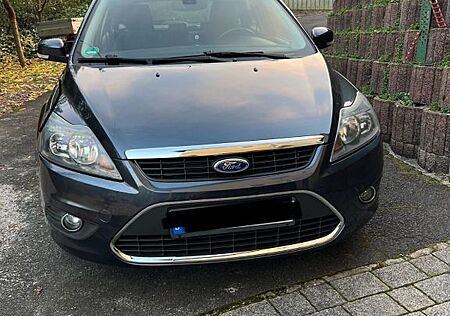 Ford Focus 1,8 Titanium