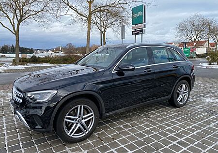 Mercedes-Benz GLC 300 GLC 300d 4MATIC Automatic (Erstzulassung 2020)