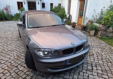 BMW 118i -i
