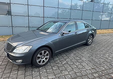 Mercedes-Benz S 320 CDI -