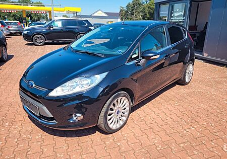 Ford Fiesta Titanium*SHZ*KLIMAUTOMATIK*TOP GEPFLEGT*