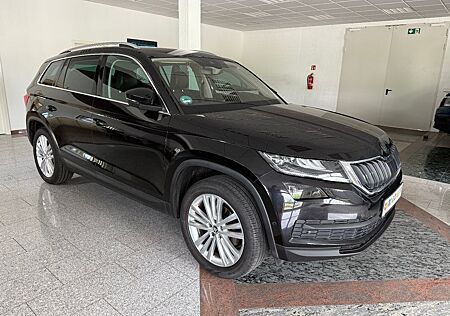 Skoda Kodiaq Style 4x4 Leder LED ACC Navi Columbus 19"