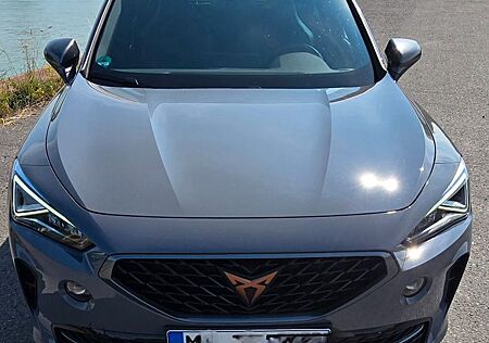 Cupra Formentor 1.4 e-HYBRID 180kW VZ DSG VZ Pano; AHK