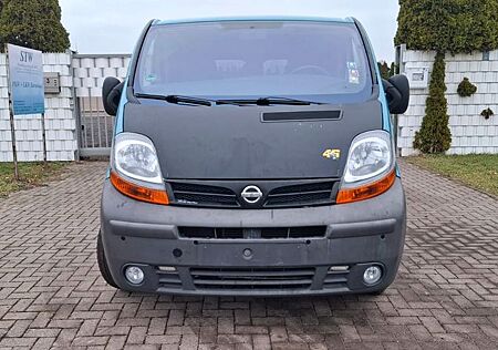 Nissan Primastar Kombi kurzer Radstand 2.76t