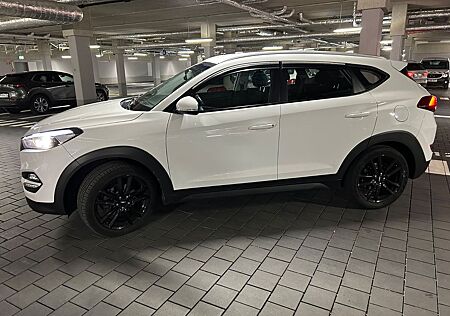 Hyundai Tucson blue 1.7 CRDi DCT Trend 2WD Trend