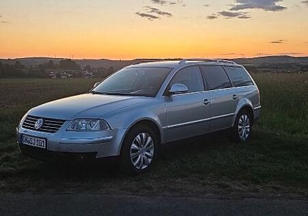 VW Passat Variant Volkswagen 2.5 V6 TDI tiptronic