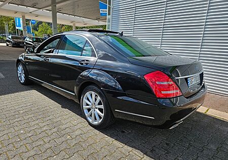 Mercedes-Benz S 350 S -Klasse Lim. BlueTec L 4-Matic PAN