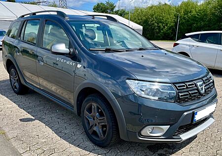 Dacia Logan MCV TCe 90 S/S Stepway Celebration Ste...
