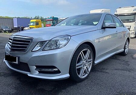 Mercedes-Benz E 350 E -Klasse Lim. CDI 4-Matic AMG-Line
