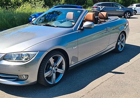 BMW 325i Cabrio -E98 zimtbraunes Leder