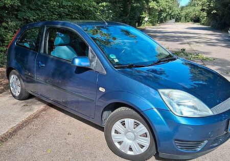 Ford Fiesta 1.3 - 69PS